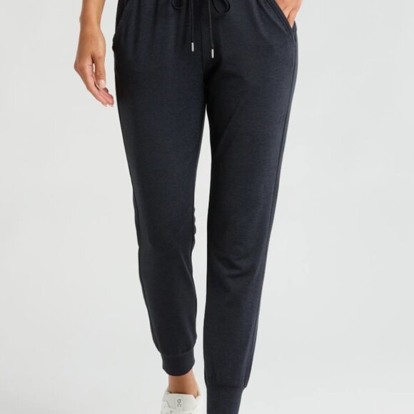 ZELLA Lite Joggers Size M - Picture 2 of 8